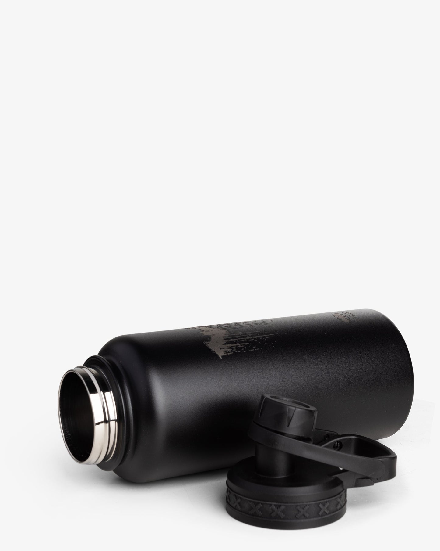 bohtal-insulated-sports-bottle-batman-dripping-logo-p9 Bohtal_Insulated_Sports_Bottle_Batman_Dripping_Logo_unassambled.jpg