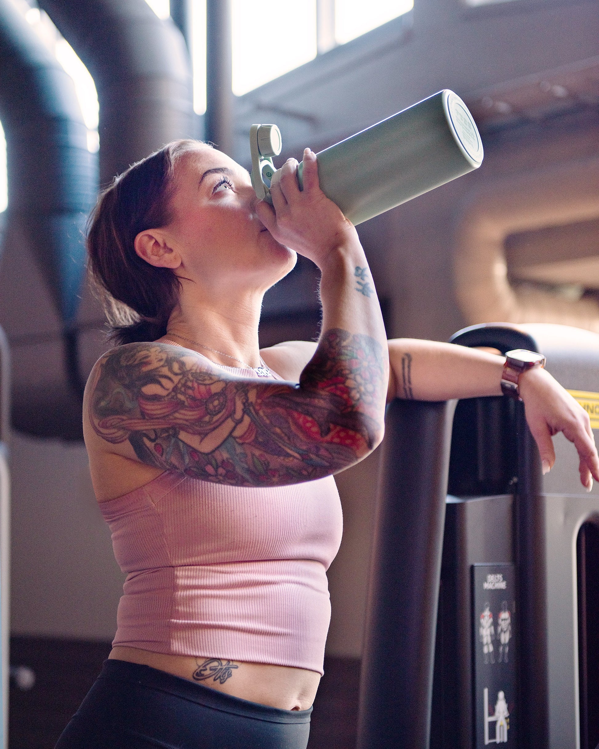 bohtal-insulated-sports-bottle-green-n9 Bohtal_Insulated_Sports_Bottle_Green_lifestyle.jpg