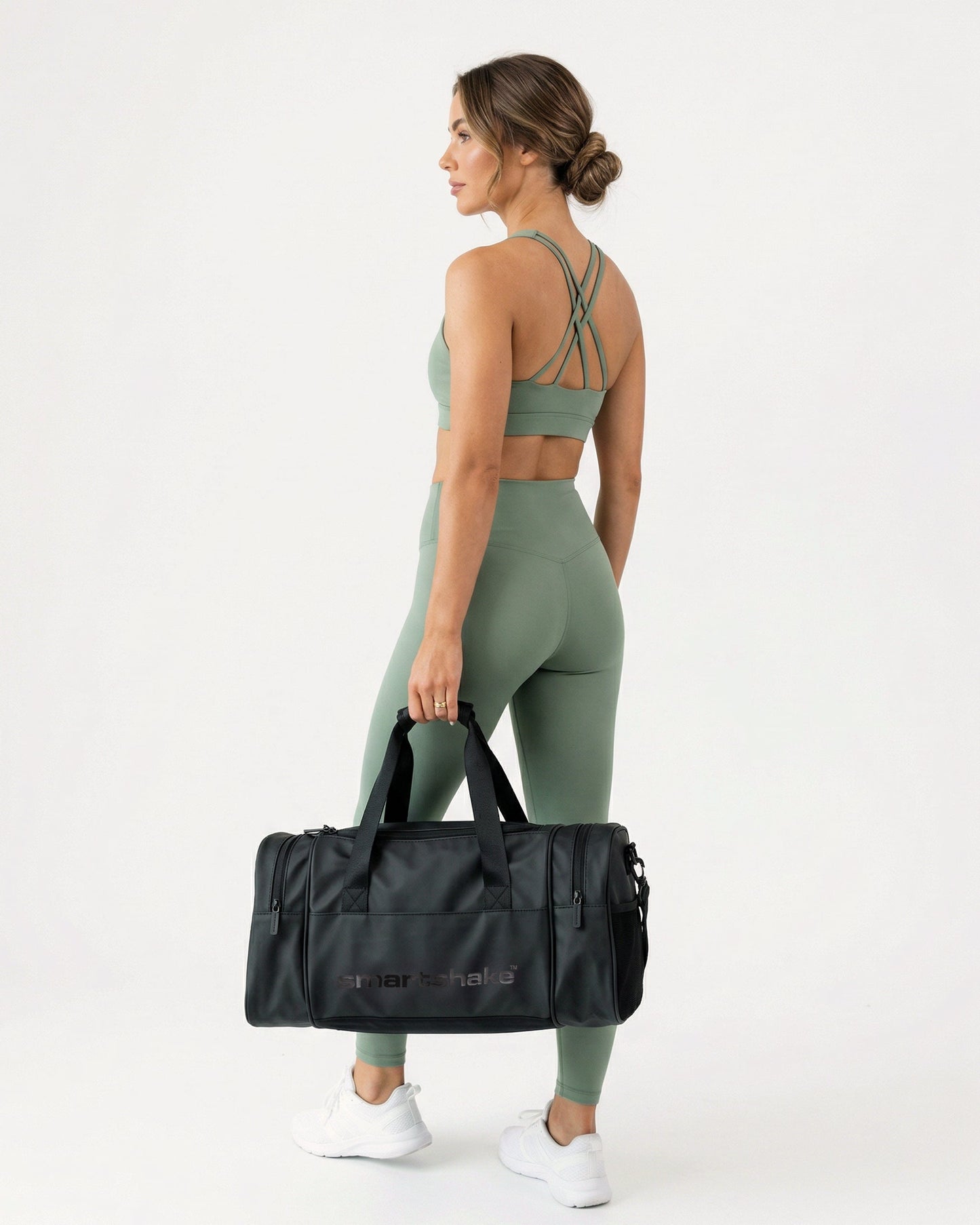gym-bag-black-v2 Smartshake_GymBag_Black_lifestyle4_39cb3c06-8267-4a3c-8ba4-17ffef457cbf.jpg