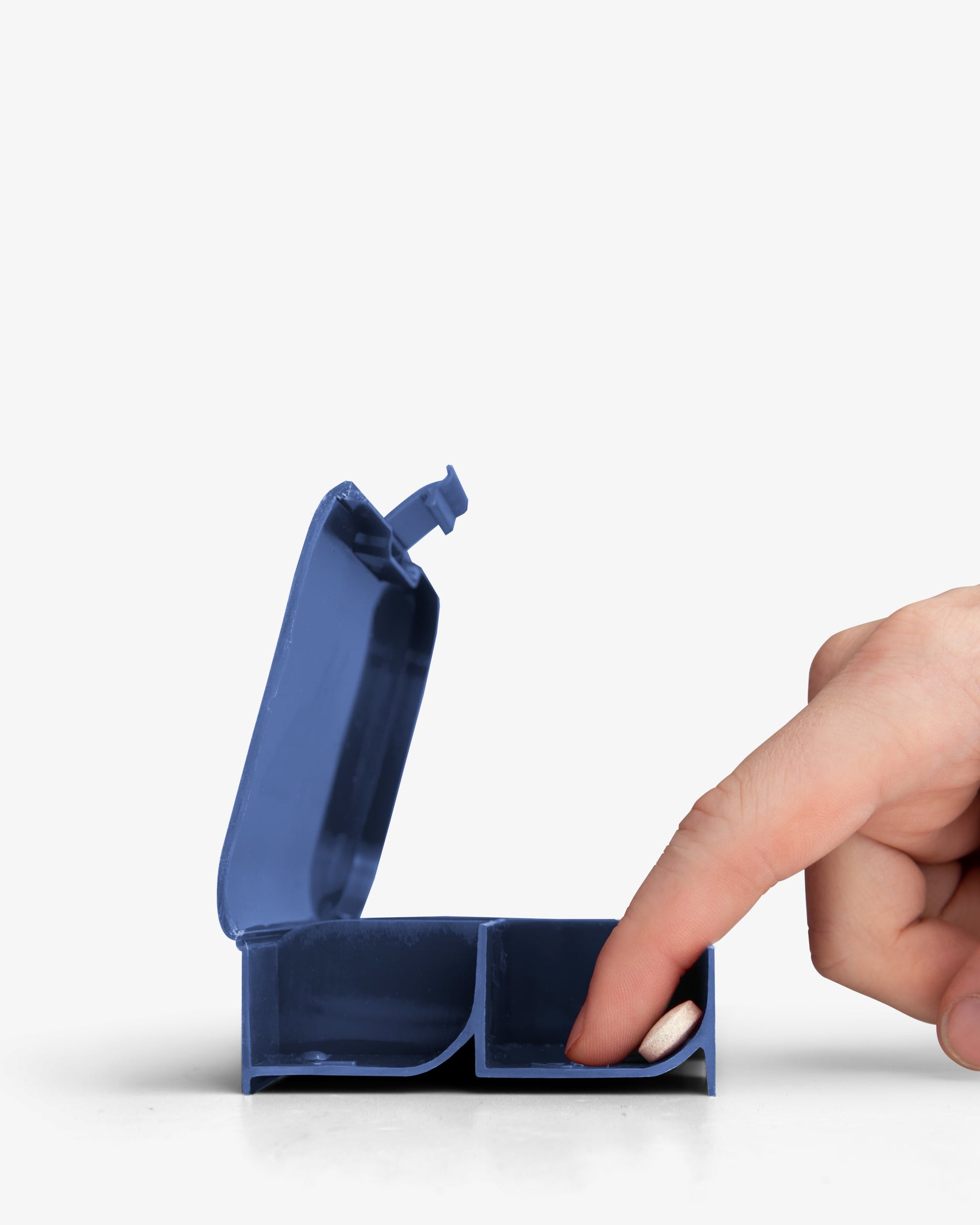 pill-box-organizer-superman-j6 Smartshake_PillBox_Organizer_Superman_curved_pillbox.jpg